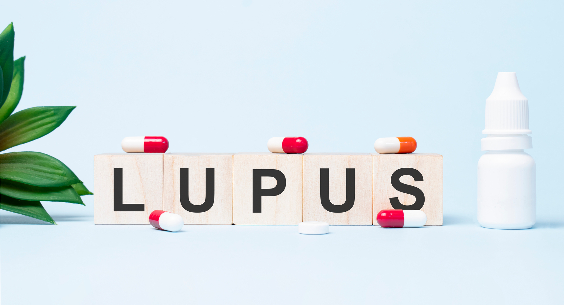 5 Warning Signs of Lupus and Medical Treatments